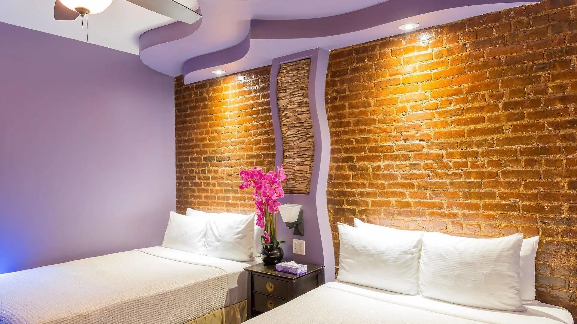 Broadway Hotel & Hostel Нью-Йорк
