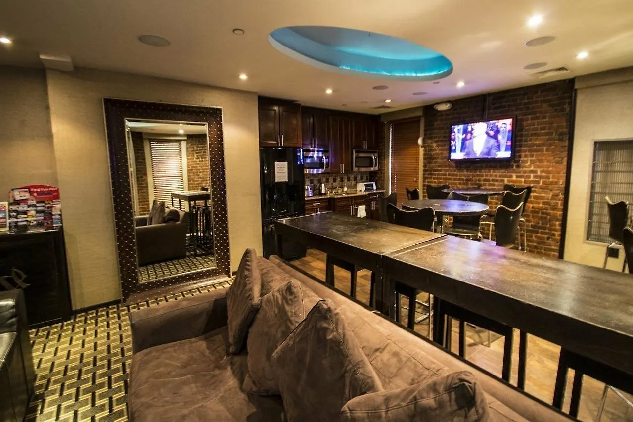 Broadway Hotel & Hostel New York
